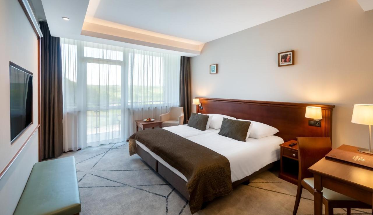 Hotel Hunguest Saliris à Egerszalók Extérieur photo