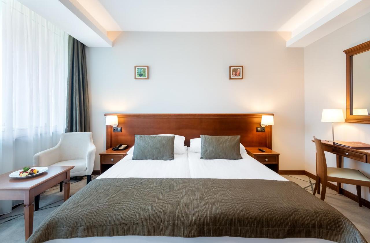 Hotel Hunguest Saliris à Egerszalók Extérieur photo