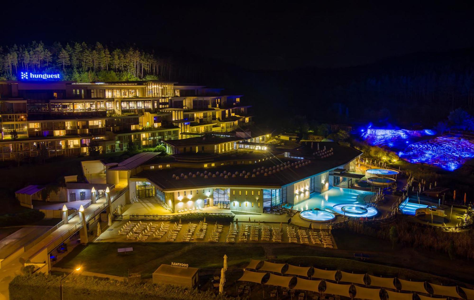 Hotel Hunguest Saliris à Egerszalók Extérieur photo